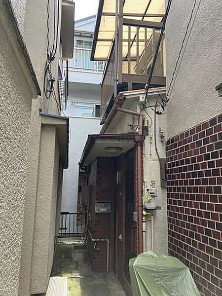 detached 東京都品川区西五反田１丁目1番8号　NMF五反田駅前ビル5階