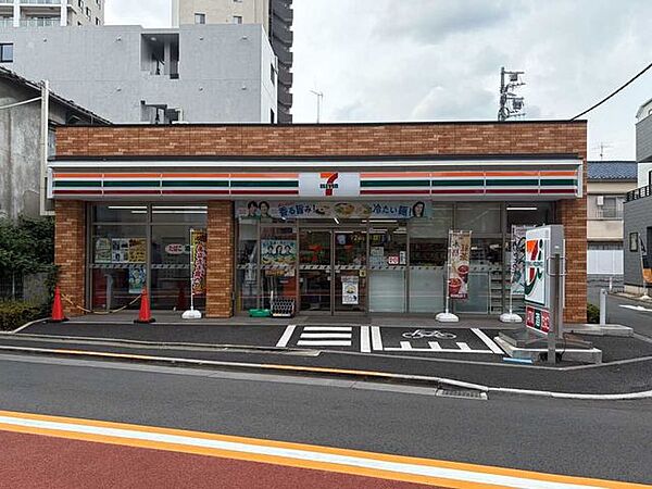 セブンイレブン北区田端3丁目店 240m