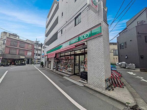 ローソンストア100渋谷恵比寿二丁目店 60m