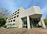 周辺： 東京都立中央図書館 820m