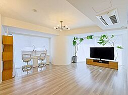 プラウド代官山フロント 2LDKのリビング/ダイニング