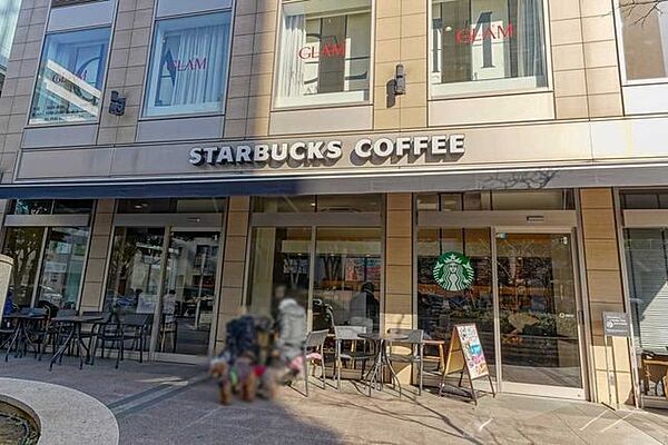 スターバックスコーヒー白金高輪店 300m