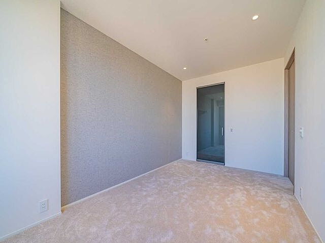 収納 プラウドタワー千代田富士見 28階/-