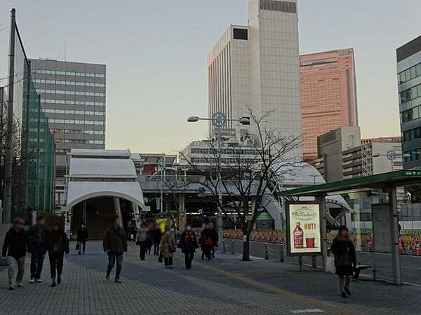 JR山手線「田町」駅 640m