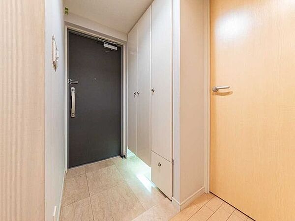 室内側