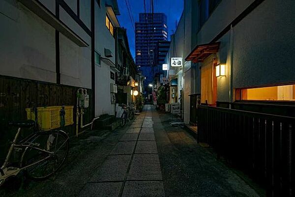荒木町 250m