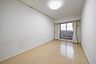 室内：約5.8帖