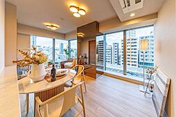 白金ザ・スカイ EAST 2LDKのリビング/ダイニング