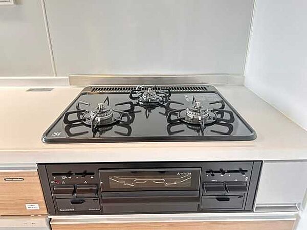三口コンロ