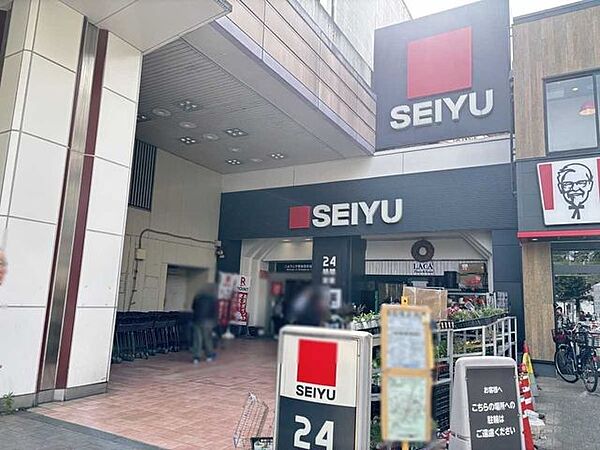 西友西荻窪店 500m