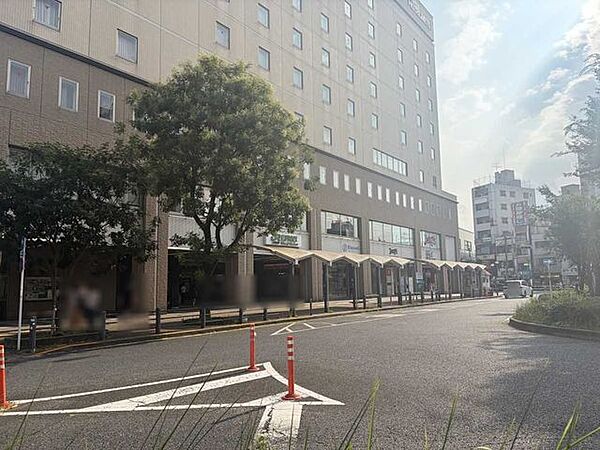 高円寺駅前ロータリー 550m