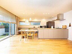 杉並区成田西2丁目　中古戸建 5SLDKのリビング/ダイニング