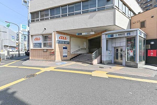 東陽町駅 297m