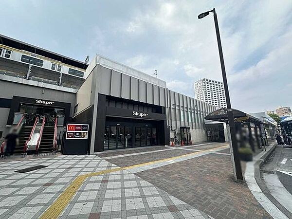 中央・総武線「小岩」駅 190m