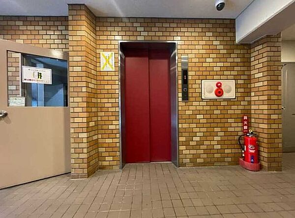 エントランスを拡大表示
