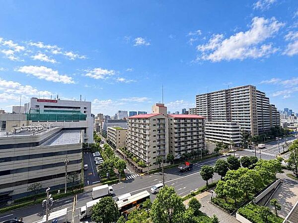 北西側バルコニーから北西側を望む