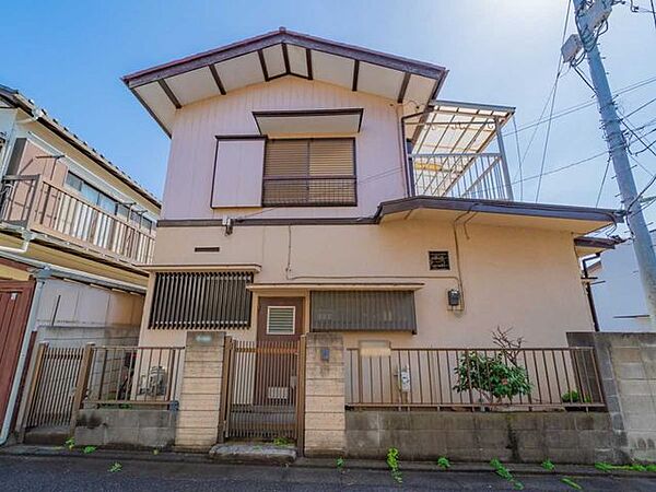 西側から