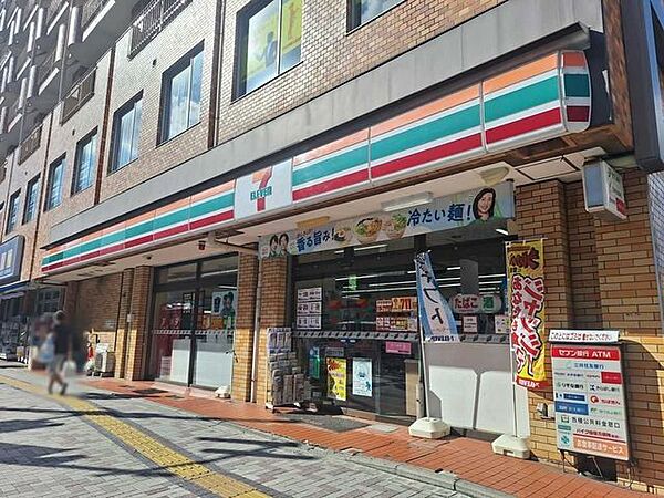 セブン-イレブン 朝日橋店 30m