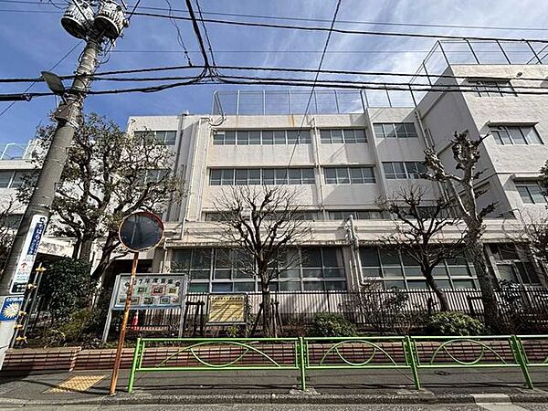 鷹番小学校 1100m