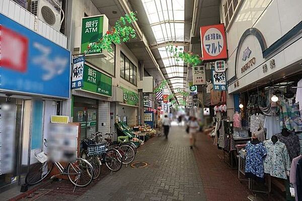 雑色商店街 350m