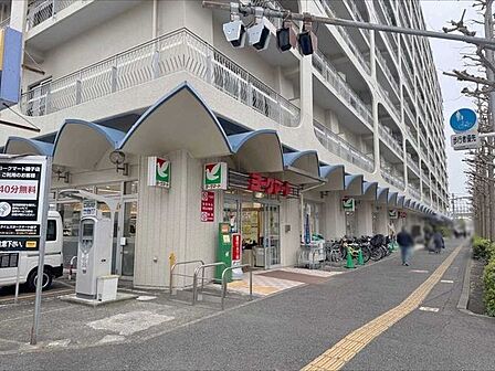 ヨークマート磯子店 1m
