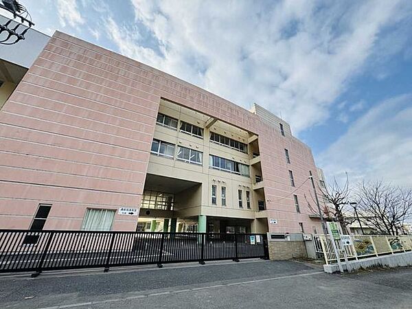 川崎市立東生田小学校 600m