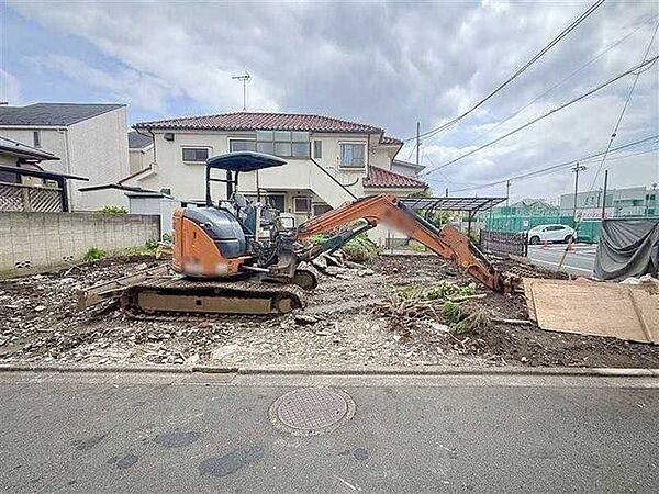 全2区画、右側