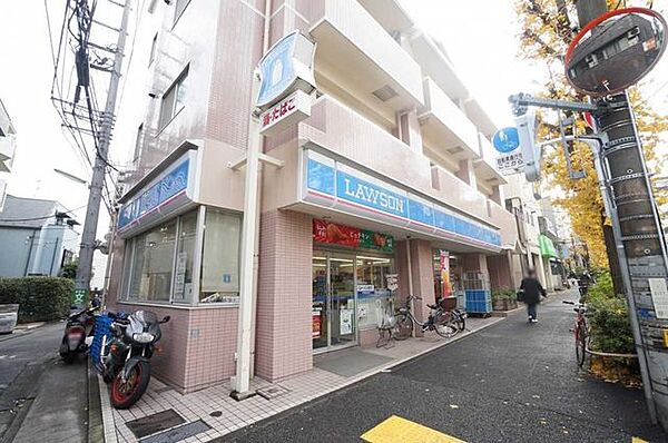 ローソン池尻三宿通店 190m