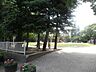 周辺： 小島公園 220m