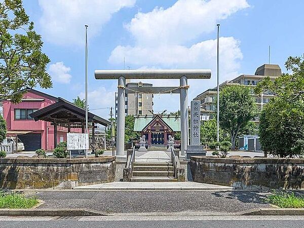 中割天祖神社 140m