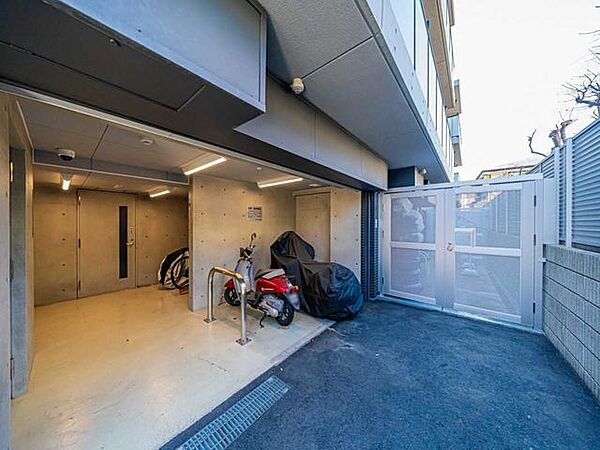 バイク置場