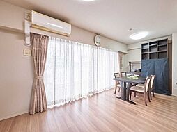 プラウドシティ仙川 3LDKのリビング/ダイニング