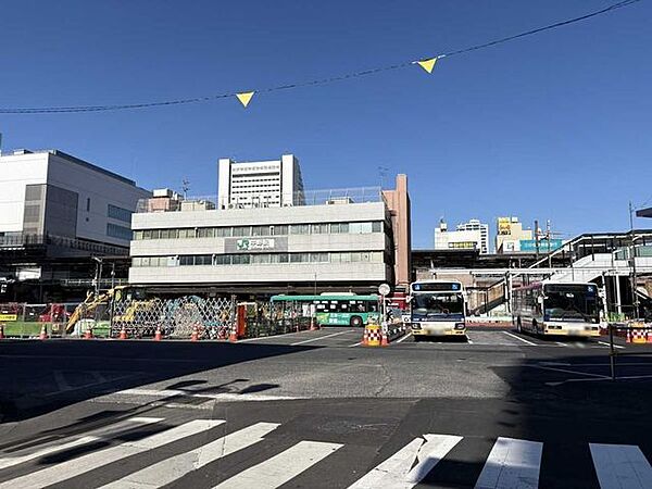 中野駅 180m