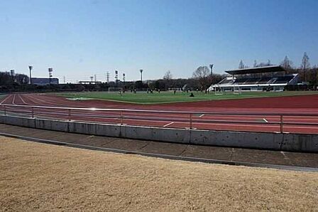 朝霞中央公園 800m