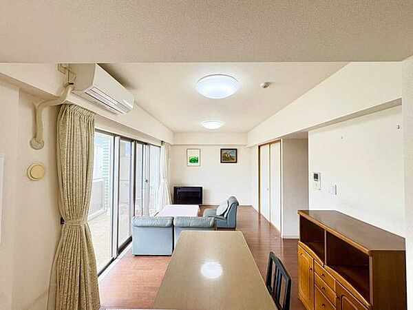 家具・調度品は販売価格に含まれません。