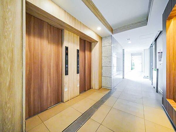 エレベーター2基