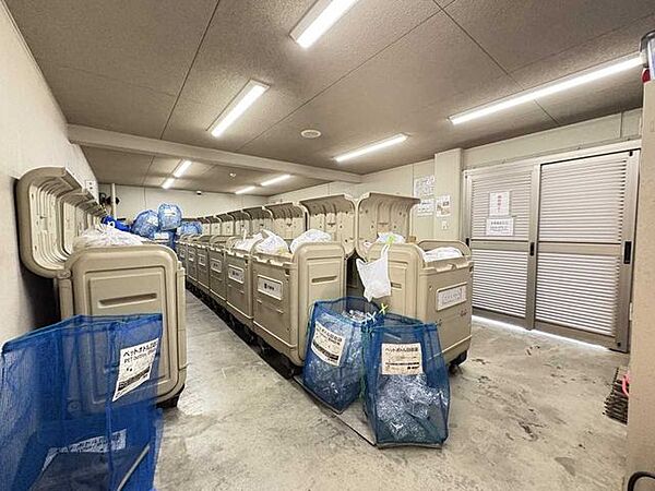 ゴミ置き場