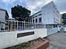 周辺：関中学校　 760m