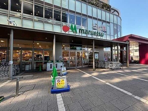 マルエツ 金町店 10m