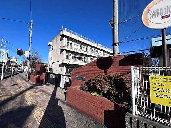 さいたま市立日進小学校 80m
