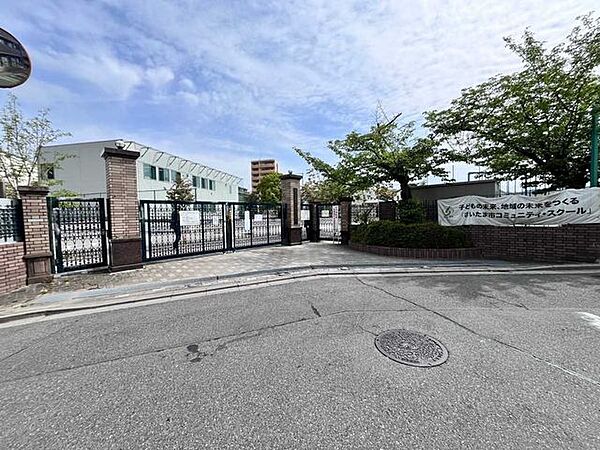 仲本小学校 160m