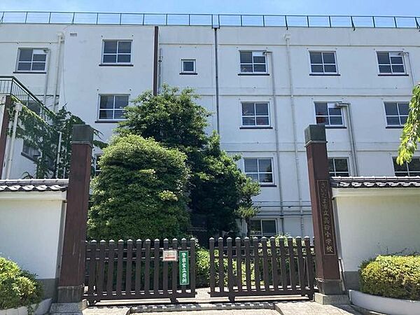 さいたま市立高砂小学校 720m