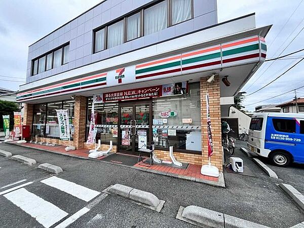 セブンイレブン浦和常盤店 550m