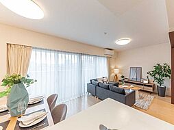 ヴィーガーデン　ザ・レジデンス　Aサルーン 2SLDKの室内