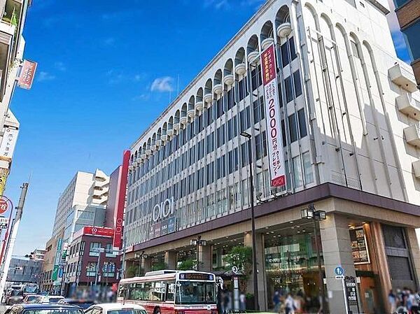 丸井　吉祥寺店 1100m