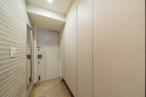 シューズボックス付き