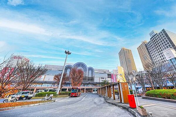 新浦安駅前ロータリー 2000m