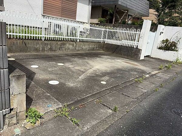 駐車場部分