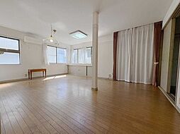 千葉市花見川区長作台二丁目　中古戸建 4LDKのリビング/ダイニング