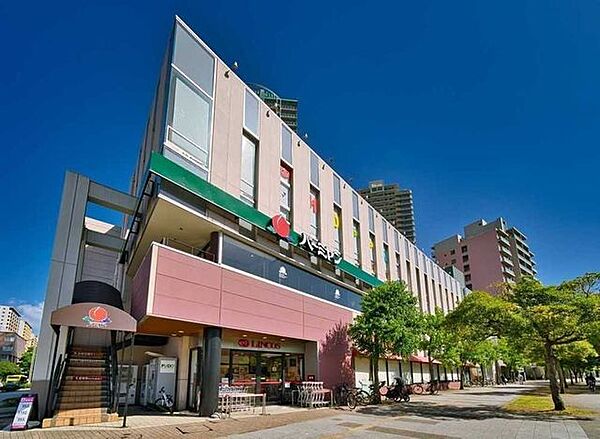 リンコスベイタウン店 730m